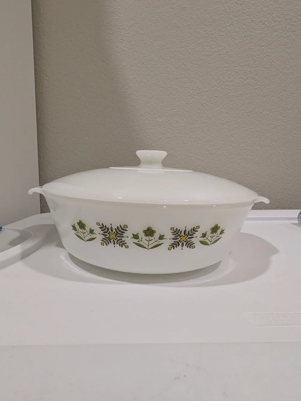 Vintage Fire King Glass Meadow Green Large 2 Qt Casserole Dish with Lid #438